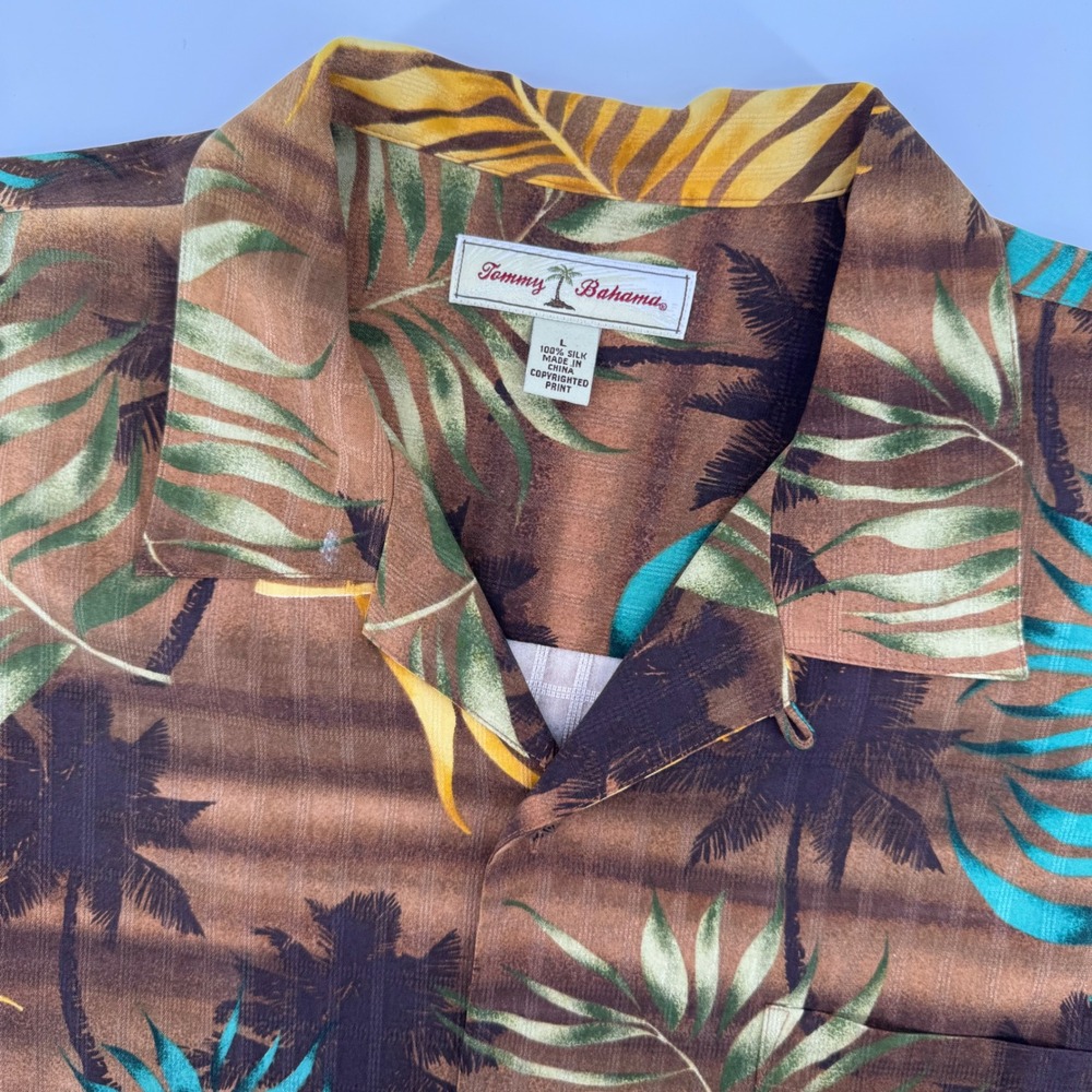 Tommy Bahama Silk Shirt Mens Large Brown Tropical Palm Leaf Camp Short Sleeve